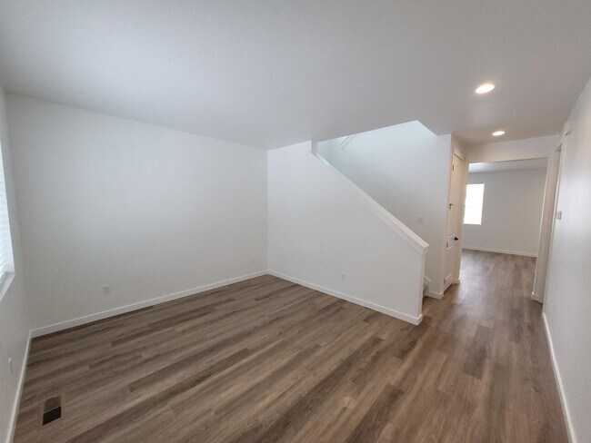 Foto del edificio - Stunning Home, Ready to Move In!