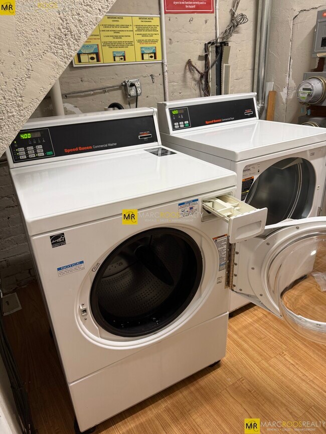 Foto del edificio - 479 Beacon St