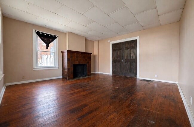 Building Photo - 274 Chenango St