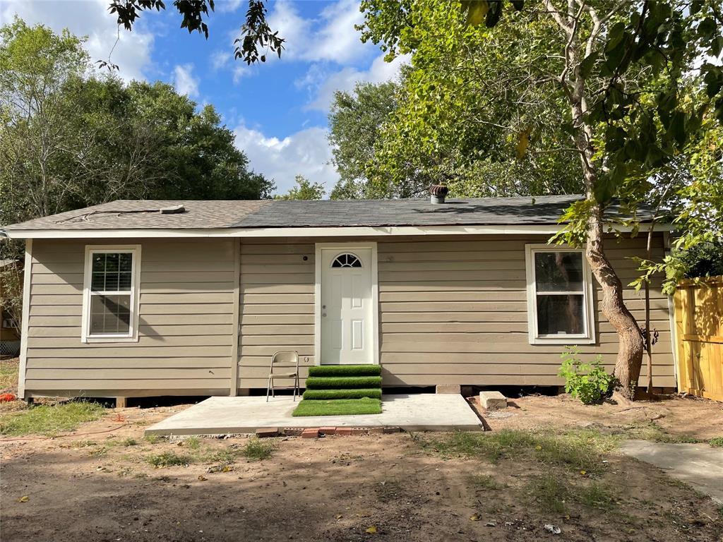 Primary Photo - 1 Duncan Rd