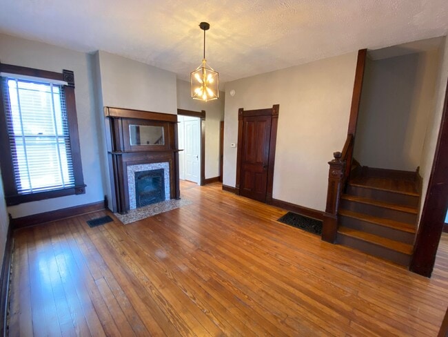 Building Photo - Price Ave 49-51 NCR