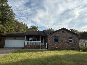 Building Photo - 7601 Doane Dr