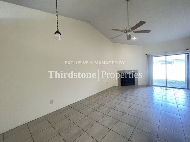 Foto del edificio - 5128 Indian Lakes Ct