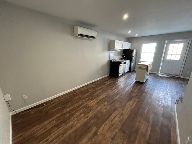 LR 109 N.Principal (1B) - Zeli Capital