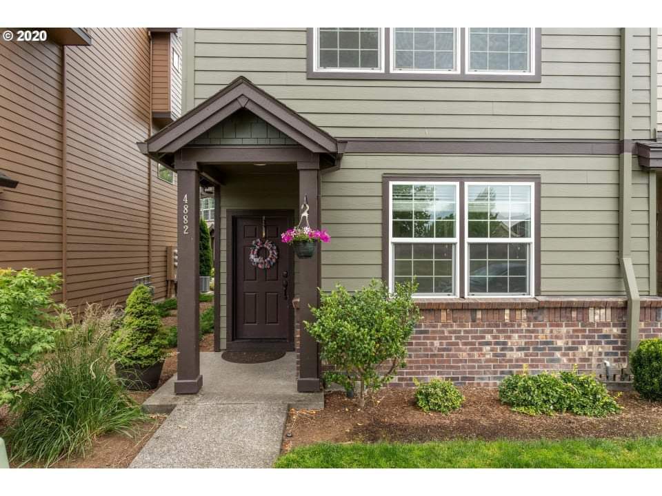 4882 SE Lone Oak St, Hillsboro, OR 97123 Townhome Rentals in