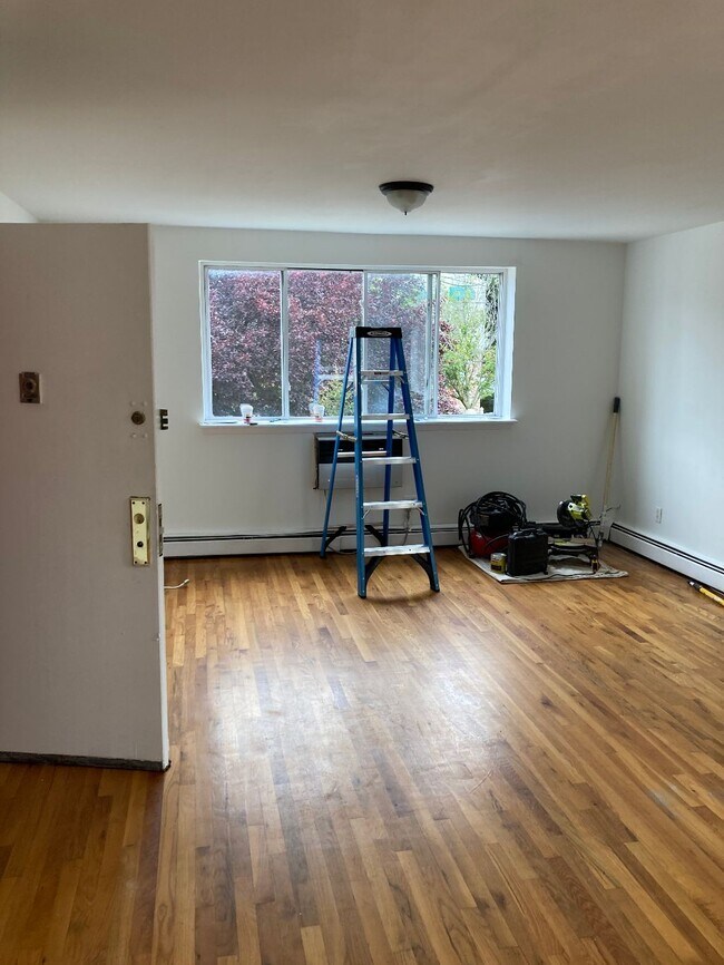 Living Room - 758B Quincy Ave
