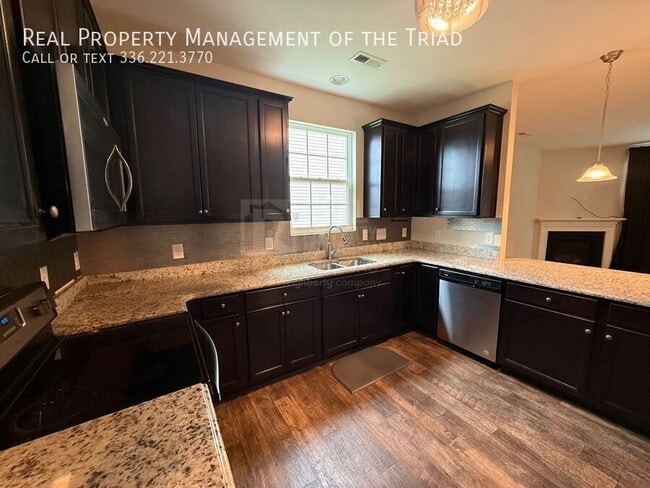 Building Photo - 3517 Long Run Dr