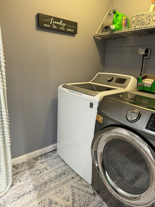 Laundry - 2265 Reading Blvd