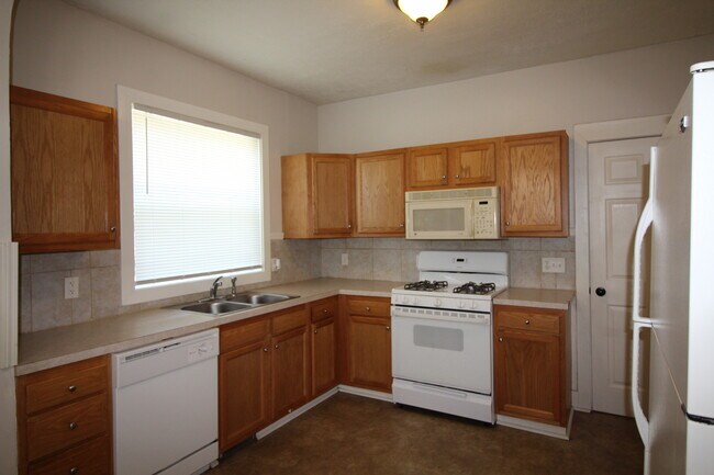 Foto del edificio - 817 Douglas St NW