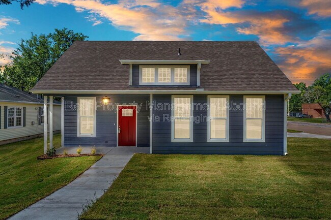 Foto del edificio - 101 E 11th St