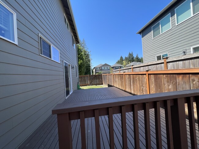 Building Photo - 209 195th Pl SW