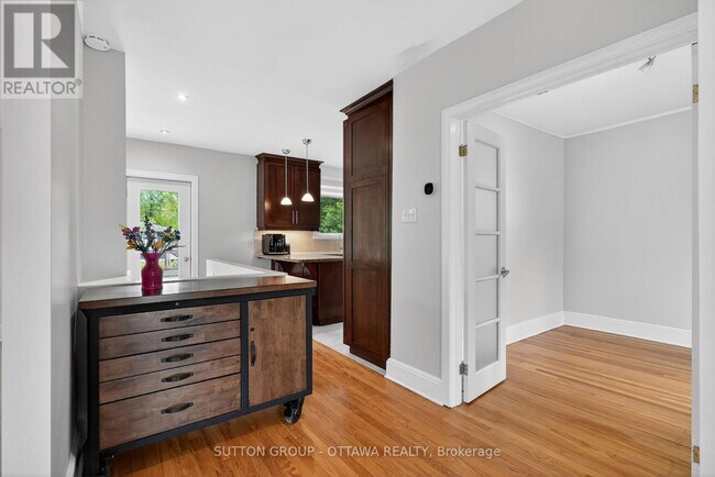 Photo du bâtiment - 85 Riverdale Ave
