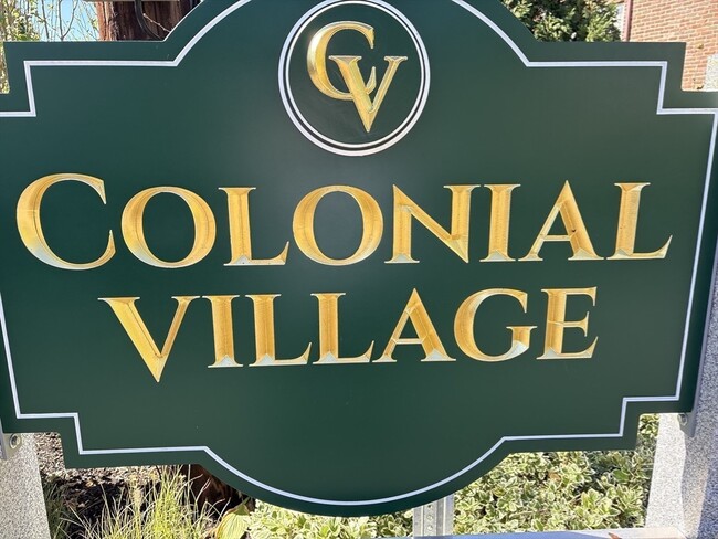 Building Photo - 12 Colonial Village Dr