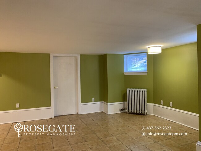 Building Photo - Pet-Friendly 1-Bedroom + Den Multiplex in Hamilton | 1,000 Sq. Ft. + Balcony