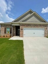 Building Photo - 9029 Ivanhoe Dr