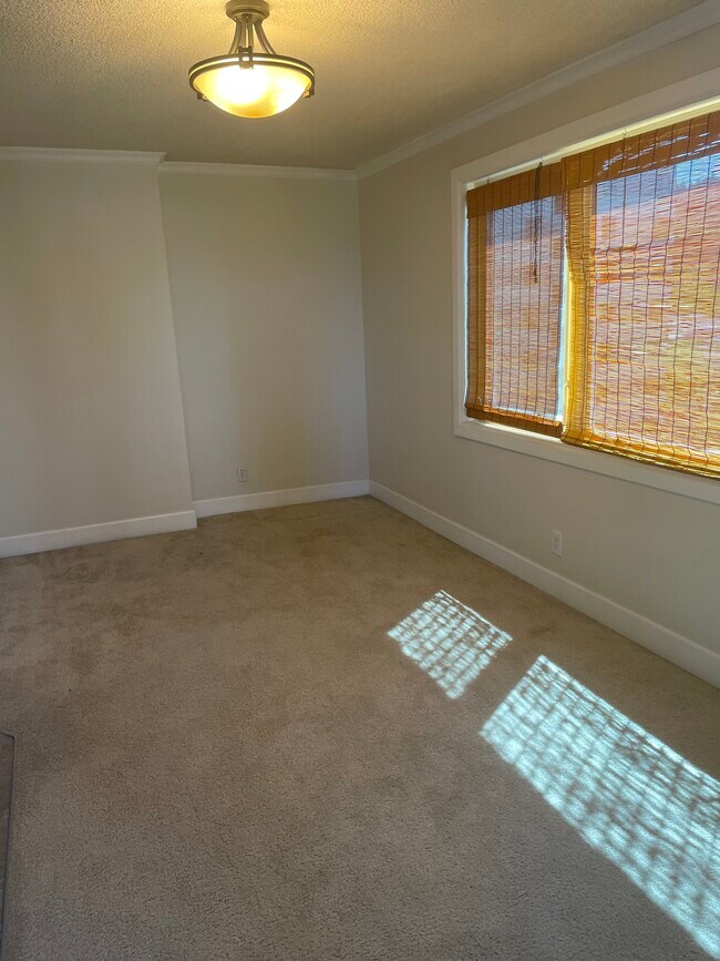 Foto del edificio - 2211 SW Park Pl