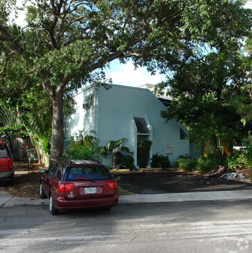 Building Photo - 600 N Rio Vista Blvd