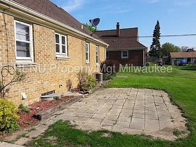 Building Photo - 4712 N 71st St