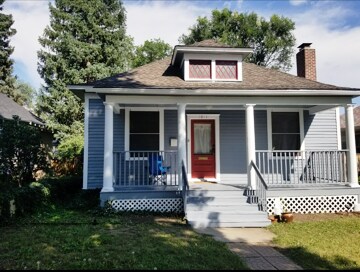Primary Photo - Beautiful Cottage 3 bed/2 bath Near Downtown!