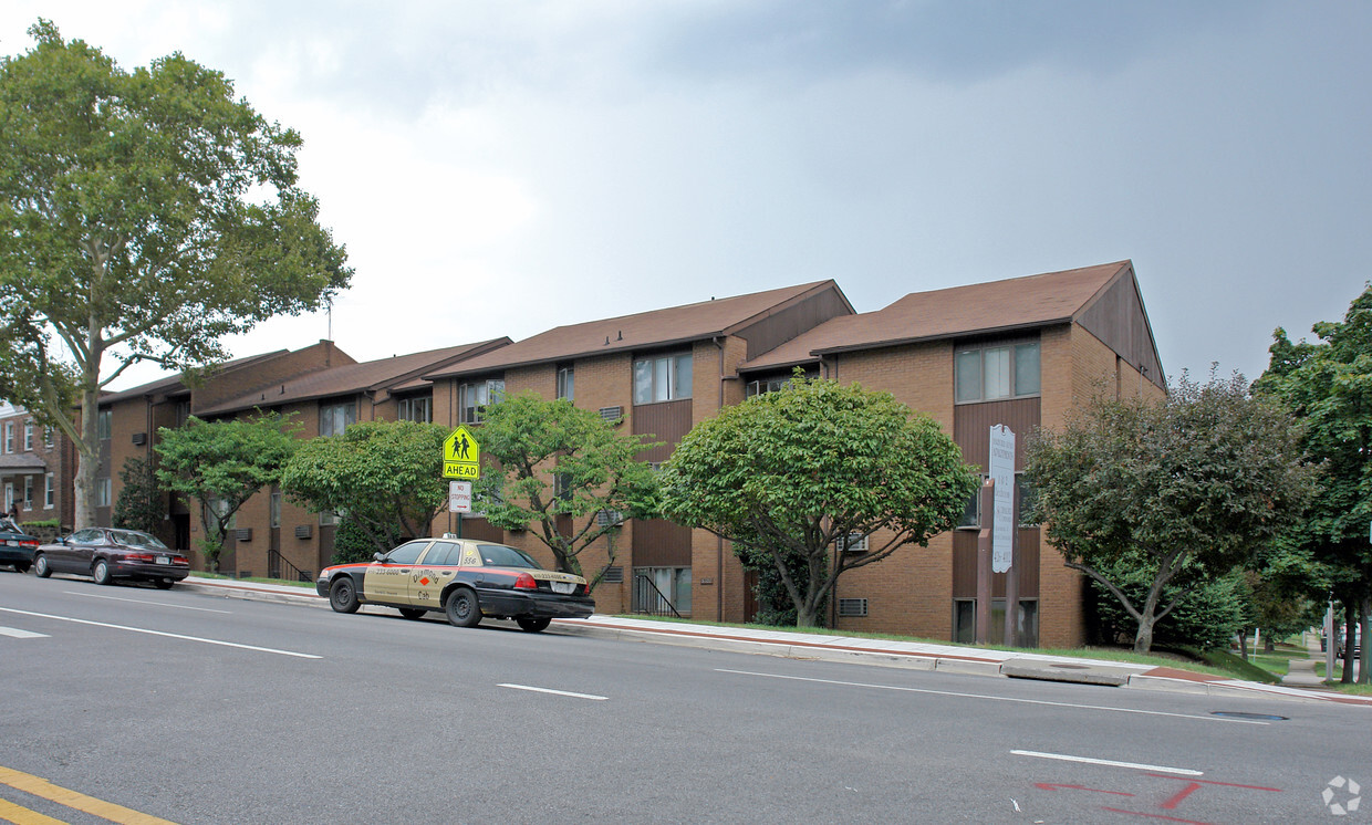 Building Photo - Harford Road Apartments