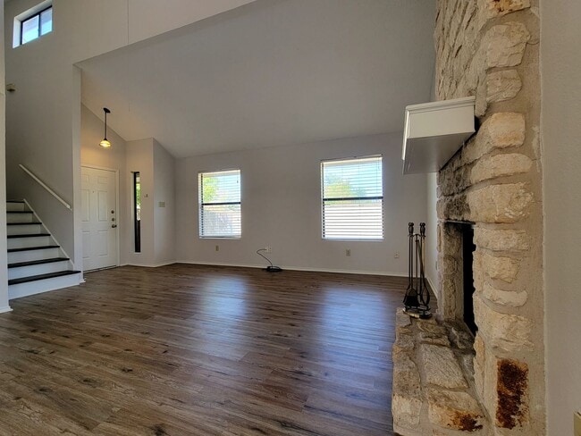 Foto del edificio - Horseshoe Cir, 1760