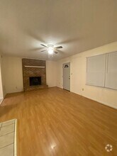 Building Photo - 185 Shoemaker Ct