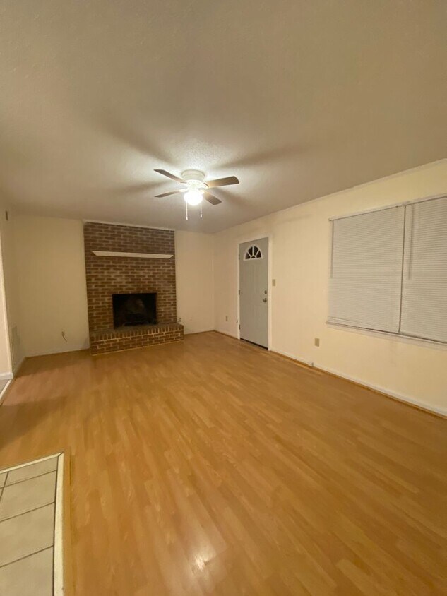 Foto principal - 185/187 Shoemaker Ct