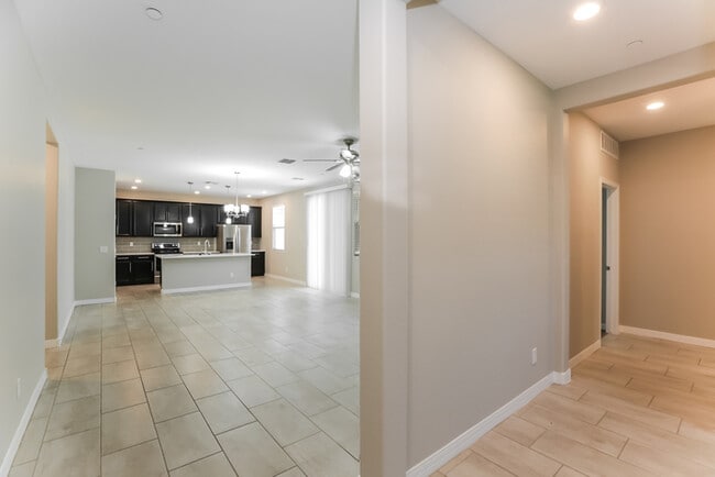 Building Photo - 6851 E Posada Cir
