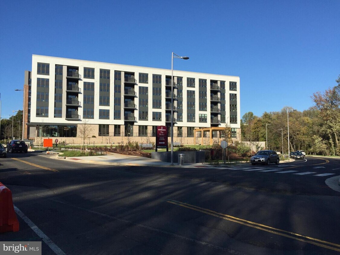 1761 Old Meadow Rd, McLean, VA 22102 Condo for Rent in McLean, VA