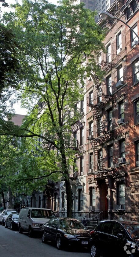 Foto del edificio - 520 E 83rd St