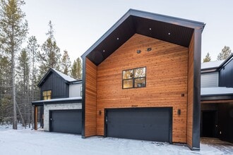 Building Photo - 4347 Yeti Ln