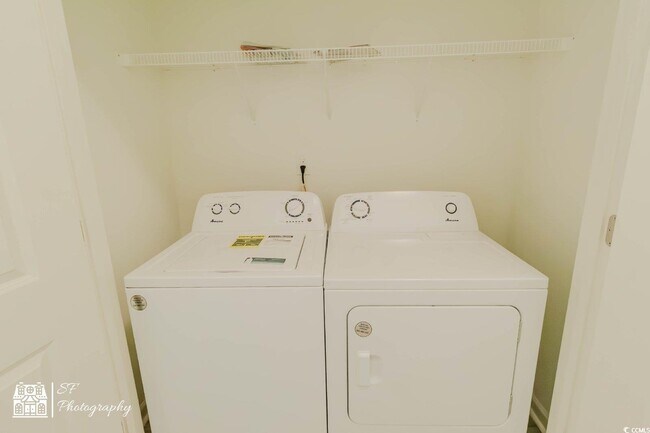 Foto del edificio - 143 Crescent Wy