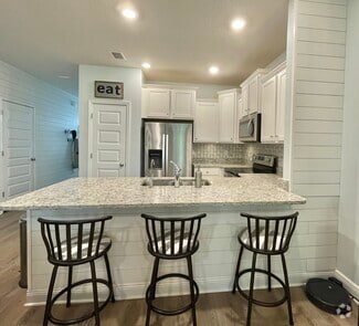Building Photo - 48 Sandhill Pines Dr