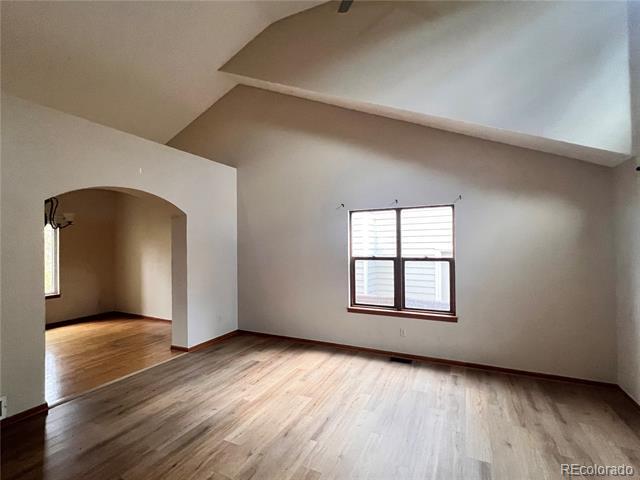 Building Photo - 9937 Spring Hill Ln