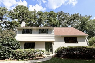 Building Photo - 8402 Kalb Rd