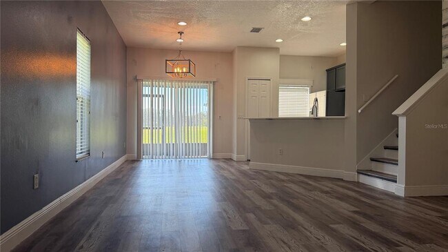 Building Photo - 1941 Brancaster Cir