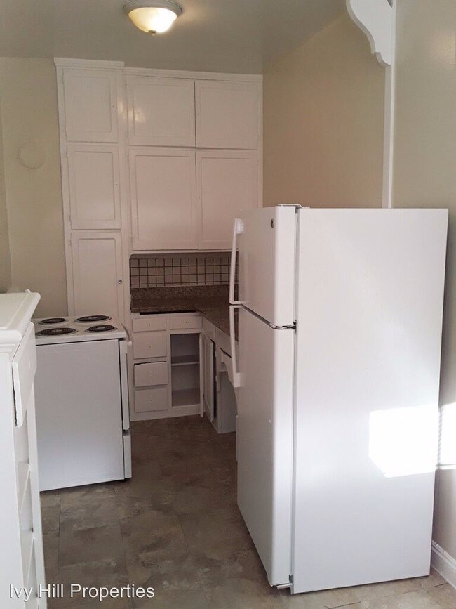 Foto del edificio - 2430 8th Ave