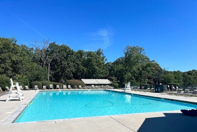 Foto del edificio - 11 Whispering Oaks Way