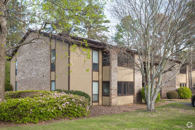 Building Photo - Windsor Park Apartments