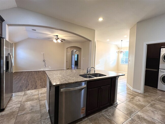Building Photo - 28707 Mayes Bluff Dr