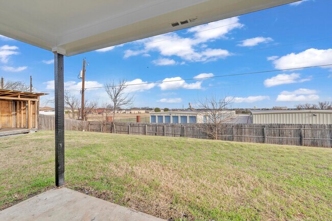 Foto del edificio - 4205 Thunder Creek Dr