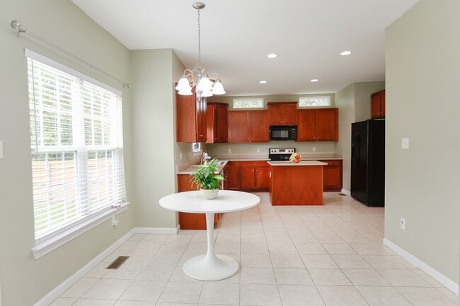 Photo - 2200 Elijah St House