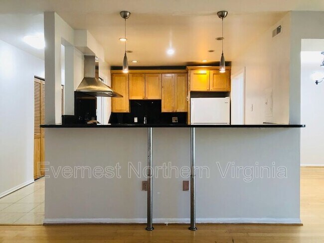 Foto del edificio - 9710 Kingsbridge Dr