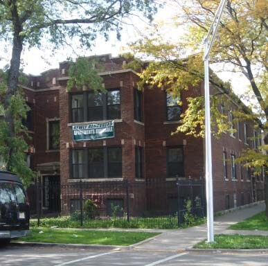 Primary Photo - 1454 N Luna Ave