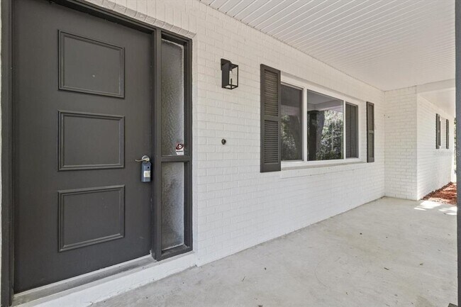 Building Photo - 1255 S Estate Point