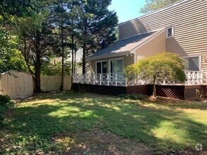 Building Photo - 1752 Brooks Ave