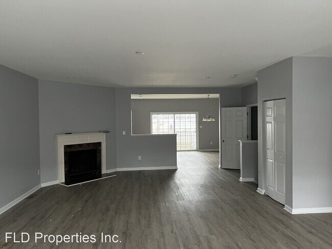 Foto del edificio - 4 br, 3.5 bath House - 431 Jacobsen Drive ...
