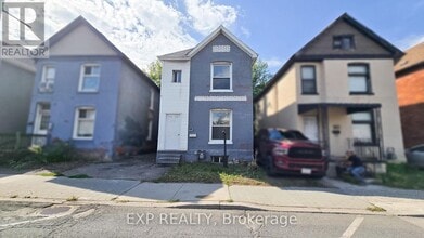 Building Photo - 455 Main St W