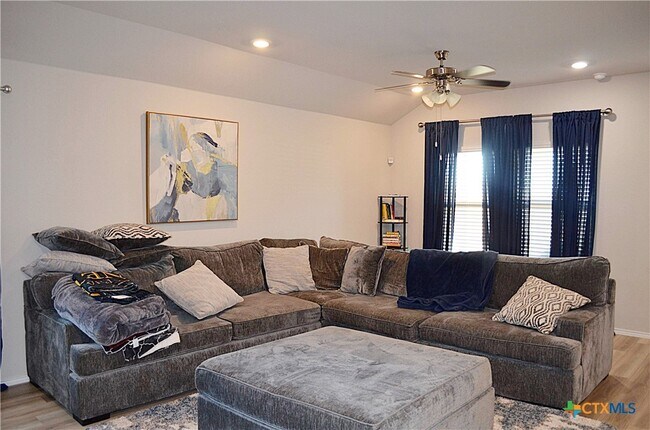Building Photo - 2374 Bufflehead Dr