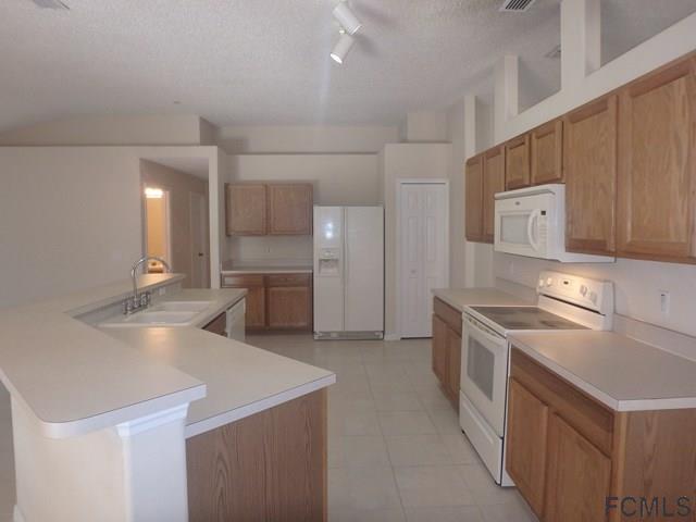 Foto del edificio - 5 Emerald Ln